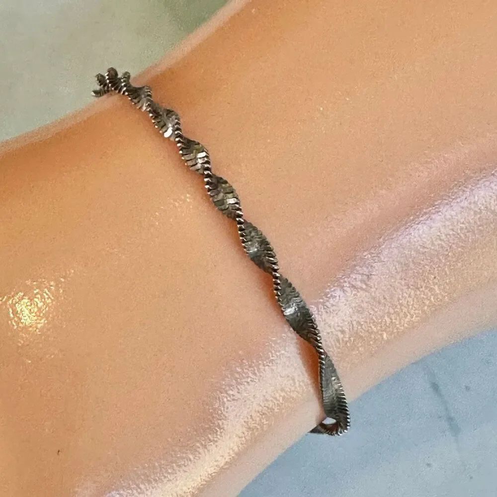 Italian vintage Sterling Silver Twisted Helix Bracelet